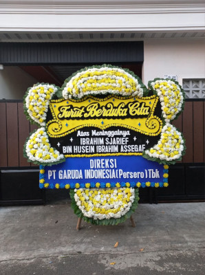 Papan Bunga Duka di Nagrak Utara