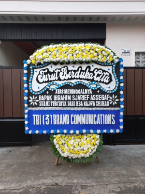 Papan Bunga Duka di Nagrak Utara